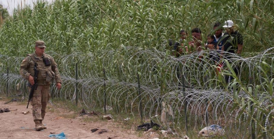 Estados Unidos decide militarizar su frontera con México