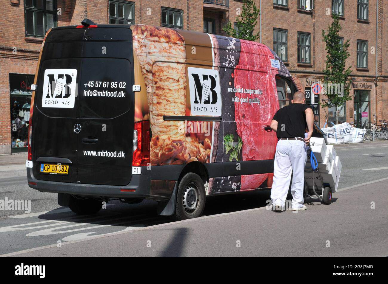 K-elel laq’b’an jun amb’il oyaj  te niky’b’eb’el